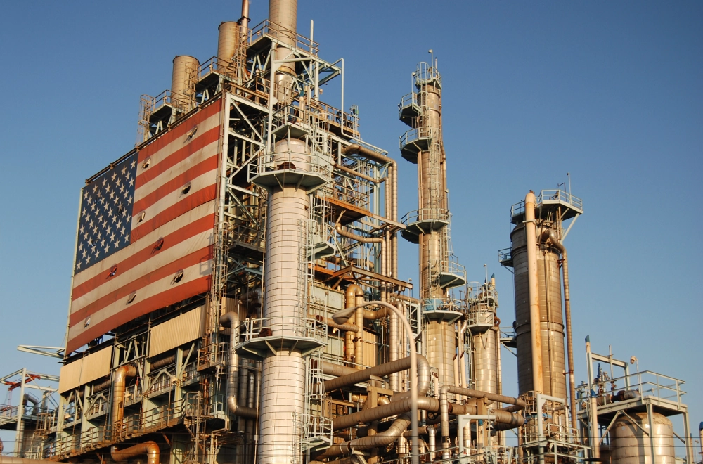 oil-refinery-american-flag oil-refinery-american-flag
